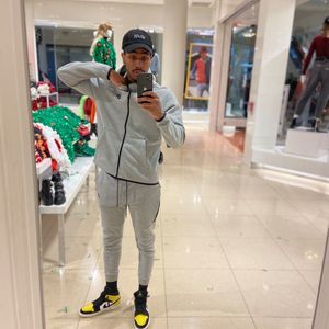 Meet your Posher, Eugene